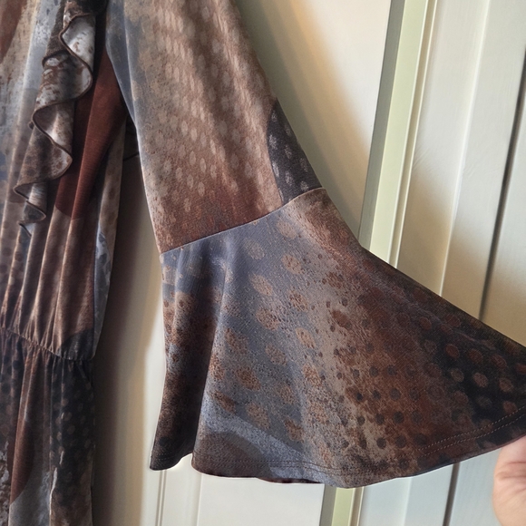 Multicolor Ruffled Dress - Picture 3 of 4